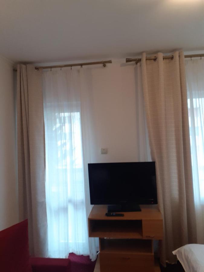 Casa Azugeana Азуга Екстериор снимка